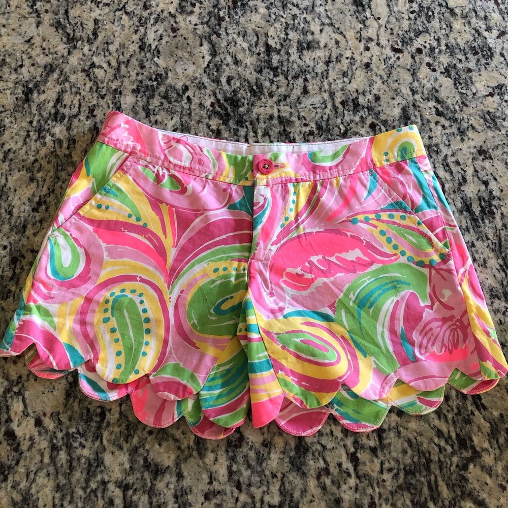 SOLD!!! 🦩🌴 Lilly Pulitzer Buttercup Shorts 000